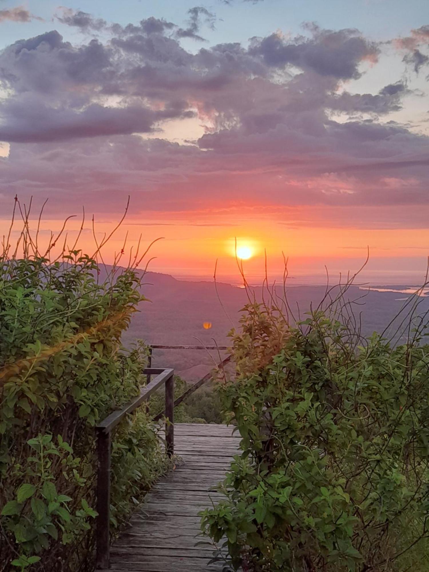 Finca La Puesta Del Sol - Miramar De Sierpe Quarto foto